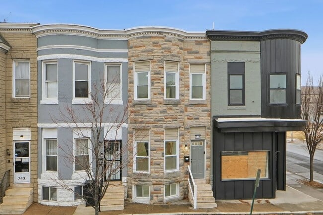 Building Photo - 744 N Patterson Park Ave