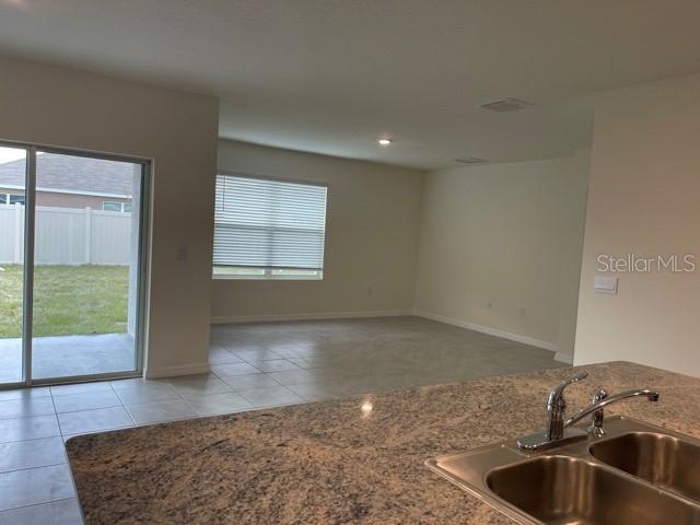 Foto del edificio - 5715 Margate Ml Bnd