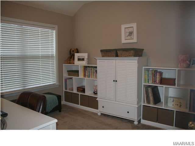 Building Photo - 568 Glenmede Ln