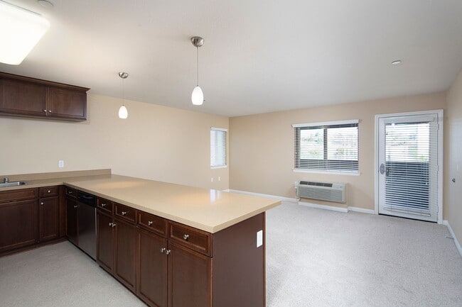 Interior Photo - Welcome to Pacific Point!