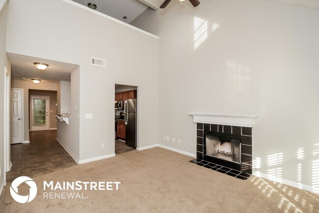 Foto del edificio - 4547 Ravenwood Pl