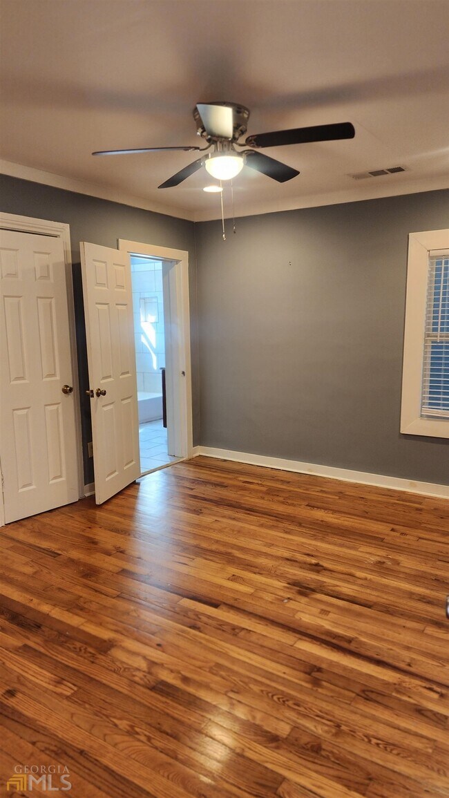 Building Photo - 615 Cofield Dr