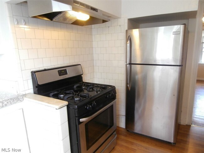 Foto del edificio - 3565 Normandy Rd