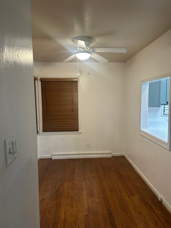 Foto del edificio - 6609 E 42nd St