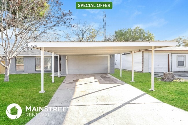 Building Photo - 5050 Gordon Cooper Dr