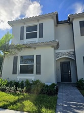 Building Photo - 1193 NW 1st Ter