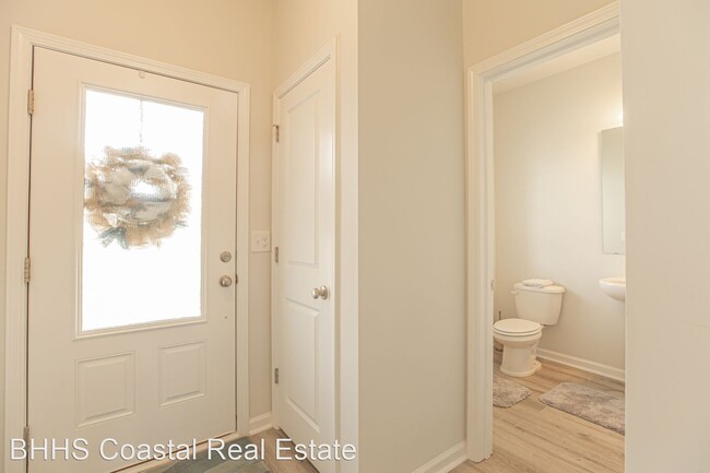 Foto del edificio - 5 br, 3.5 bath House - 829 Saint Albans Lo...