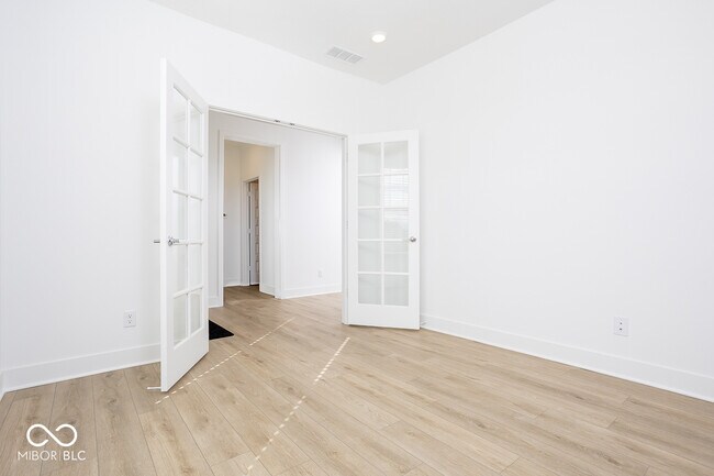 Foto del edificio - 15384 Cardonia Rd
