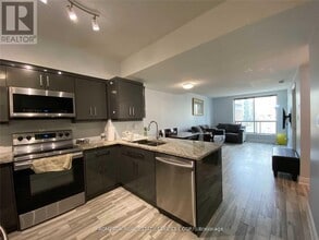 Building Photo - 410 Queens Quay W