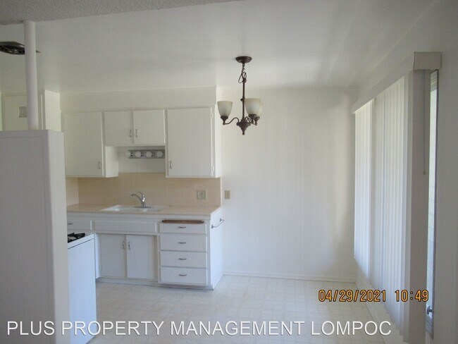 Building Photo - 1 br, 1 bath House - 310 South H Street #C