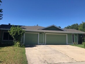 Building Photo - 4014 Tresler Ave