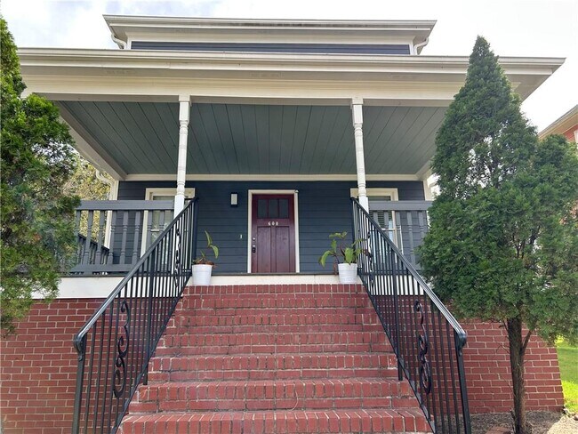 Foto del edificio - 600 Delbridge St NW