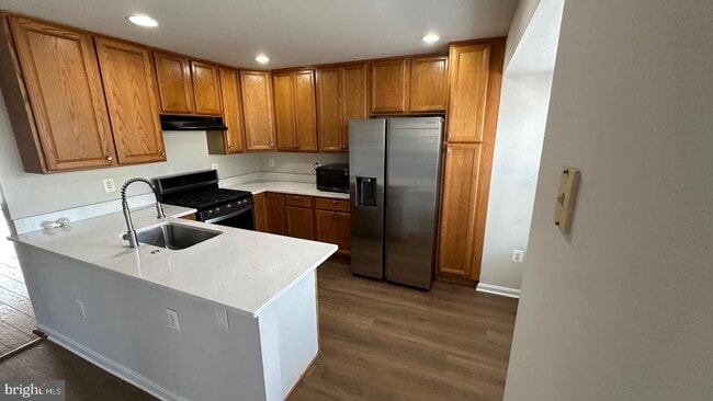 Building Photo - 15703 London Pl
