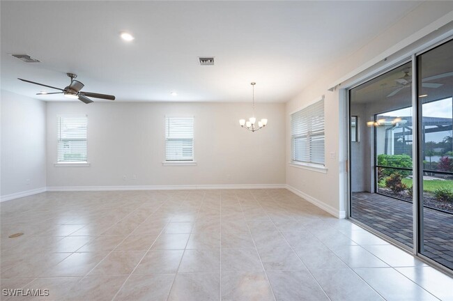 Foto del edificio - 16533 Seagate Pl