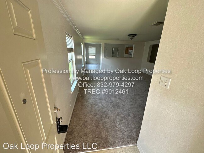 Building Photo - 3 br, 2 bath House - 14110 Autumn Ridge Trail