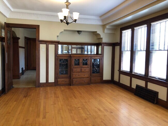 Foto del edificio - 3154 S 15th St
