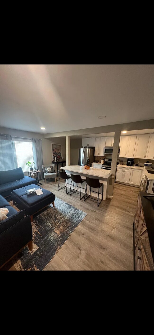 Foto del edificio - 4348 Temecula St