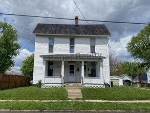Building Photo - 240-242 E 8th St