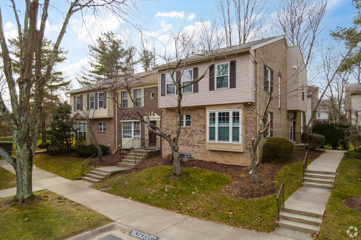 Primary Photo - Oxford Crossing Condominium