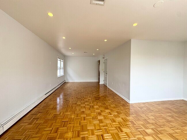 Foto del edificio - 1101 Summit Ave