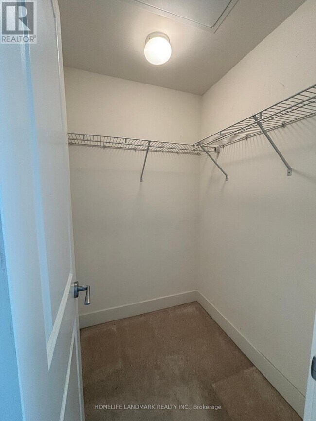 Building Photo - 8081 Birchmount Rd