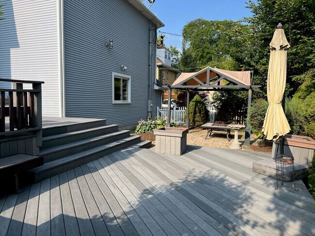 Building Photo - 3122 Wilmette Ave