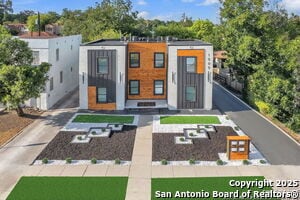 Building Photo - 1505 W Woodlawn Ave