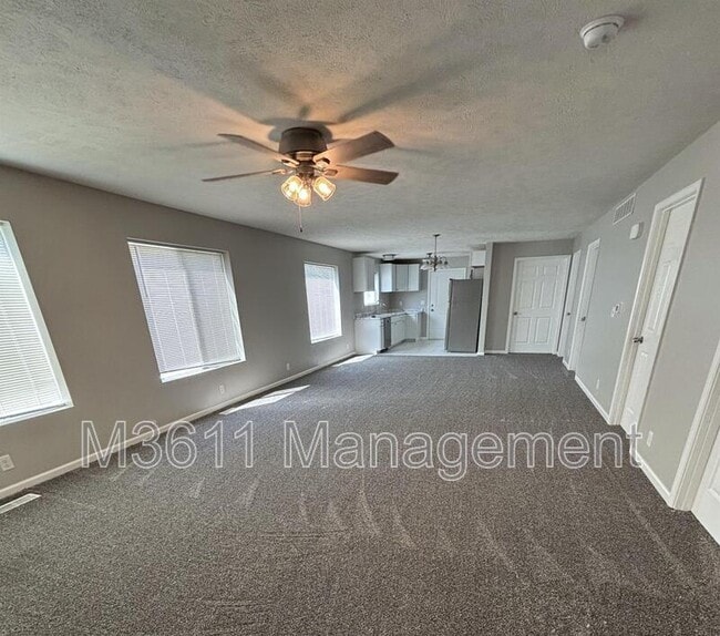 Building Photo - 1337 S 10th St
