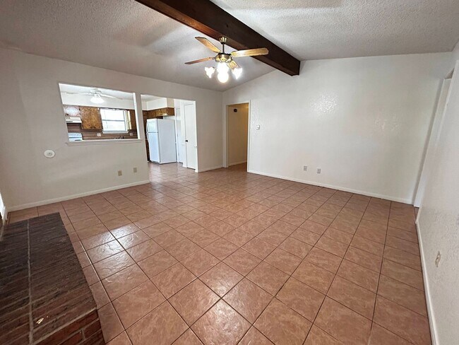 Foto del edificio - 3-Bedroom House for Rent in Copperas Cove