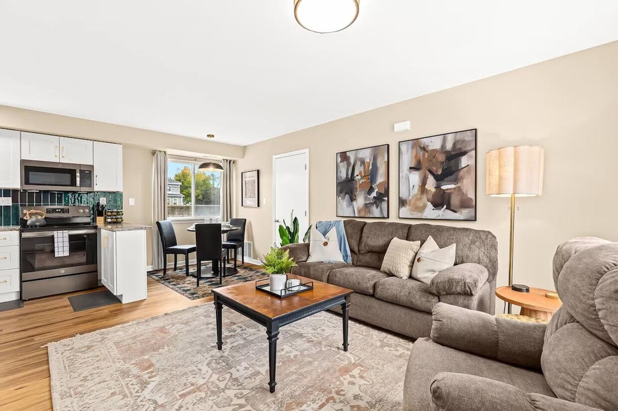 Foto principal - 27882 Gratiot Ave