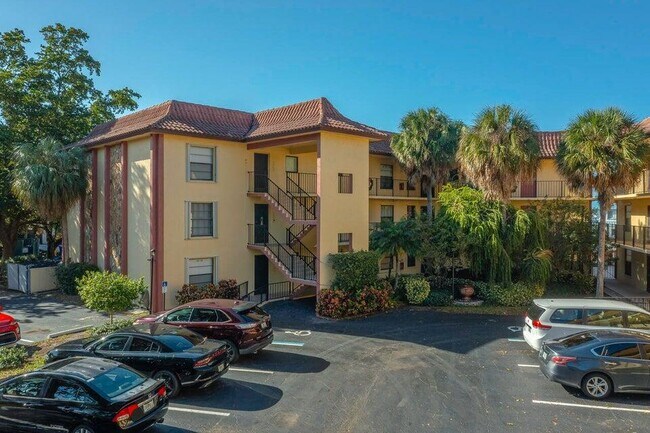 Building Photo - 327 Southwind Dr