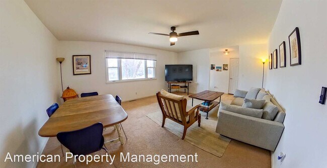 Building Photo - 3 br, 2.5 bath House - 2144 Bluehills Rd