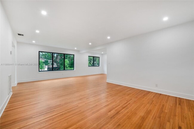 Building Photo - 8050 SW 98th Terrace
