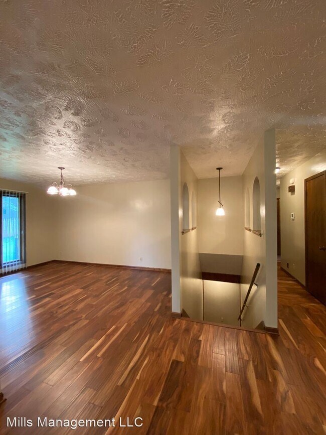 Building Photo - 4 br, 3 bath House - 5800 Berkeley