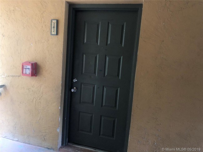 Foto del edificio - 7409 SW 152nd Ave