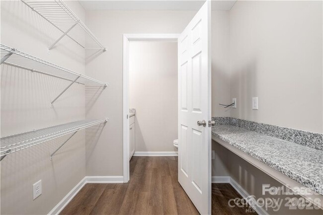 Building Photo - 84 White St NW