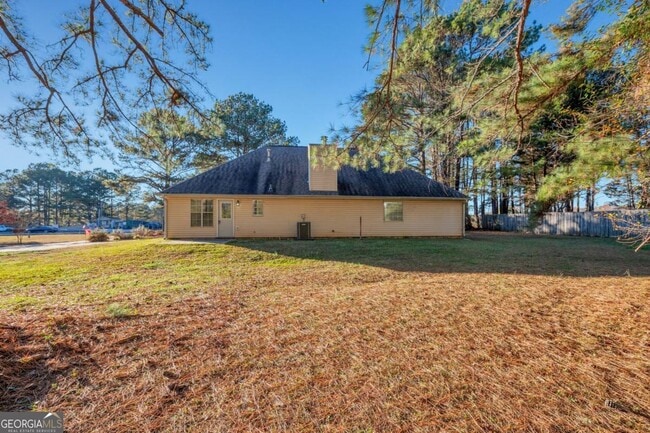 Foto del edificio - 659 Lora Smith Rd