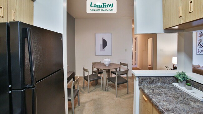 Foto del edificio - 7051 Pointe Inverness Way