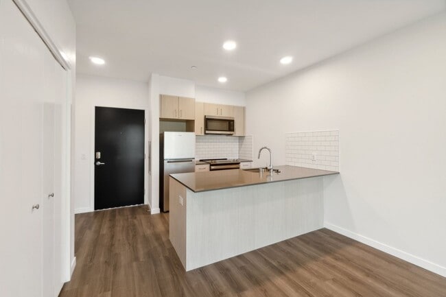 Interior Photo - Plaid Apartments