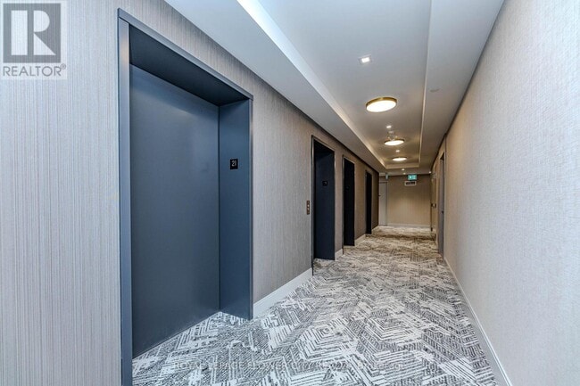 Building Photo - 8 Widmer St