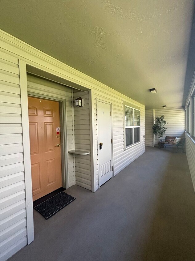 Foto principal - Two Bedroom, Two Bath Condo at Mountain Me...