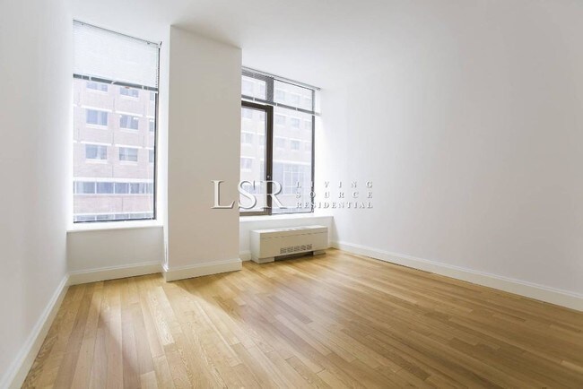 Building Photo - 200 Rector Pl