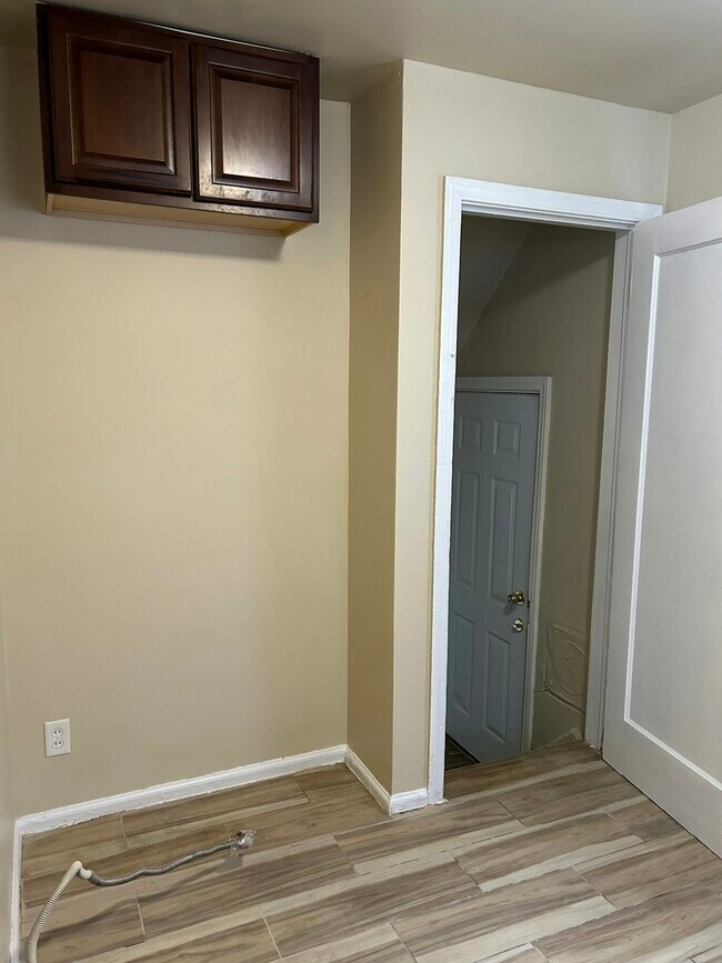 Foto del edificio - 18515 Greenfield Rd