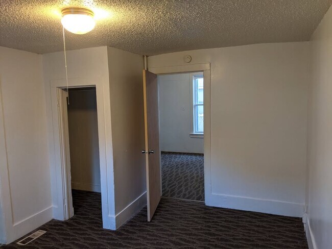 Foto del edificio - 1119 Oak St