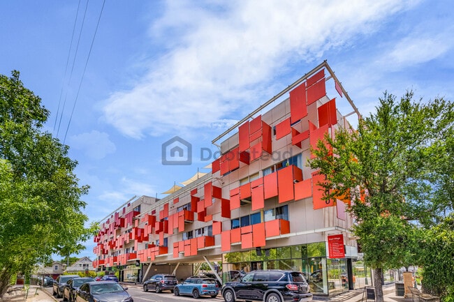 Building Photo - 1200 E 11th St