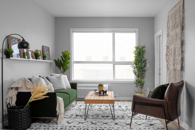 Interior Photo - Trio