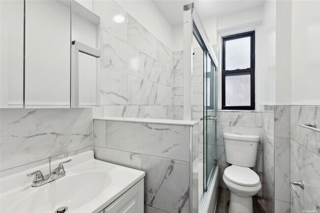 Foto del edificio - 30-06 29th St