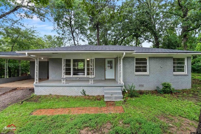 Foto del edificio - 1307 Ash Ln