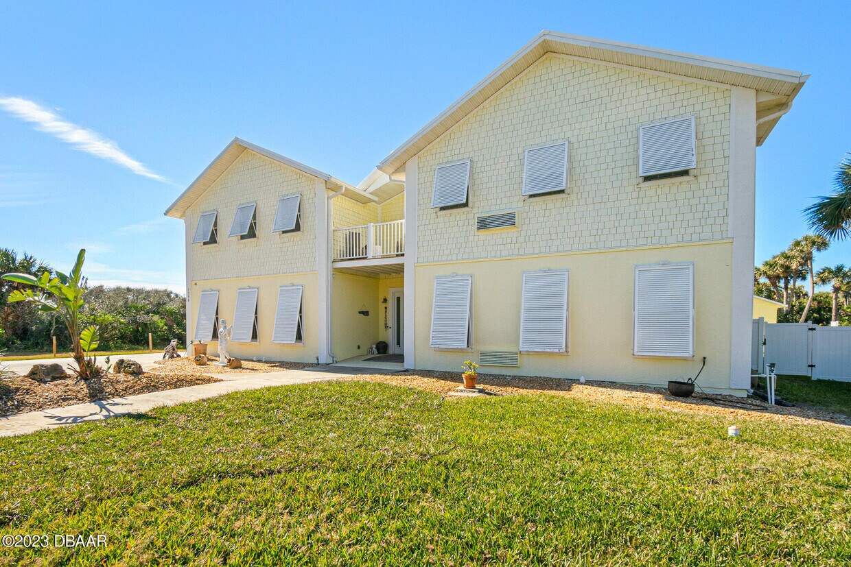 Primary Photo - 3398 N Ocean Shore Blvd