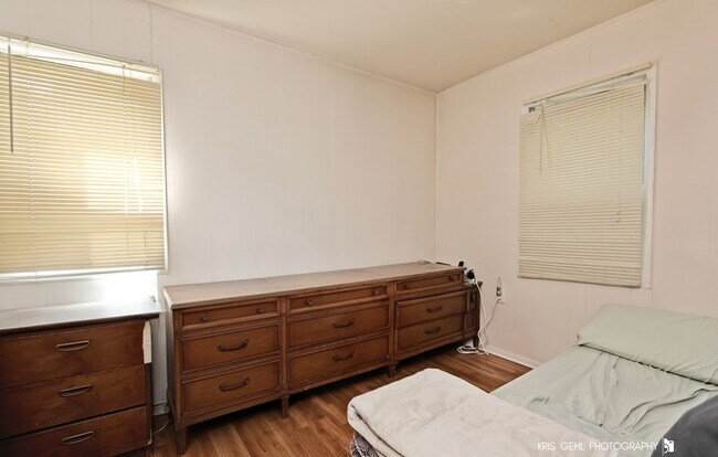 Foto del edificio - 6206 Hillcrest Rd